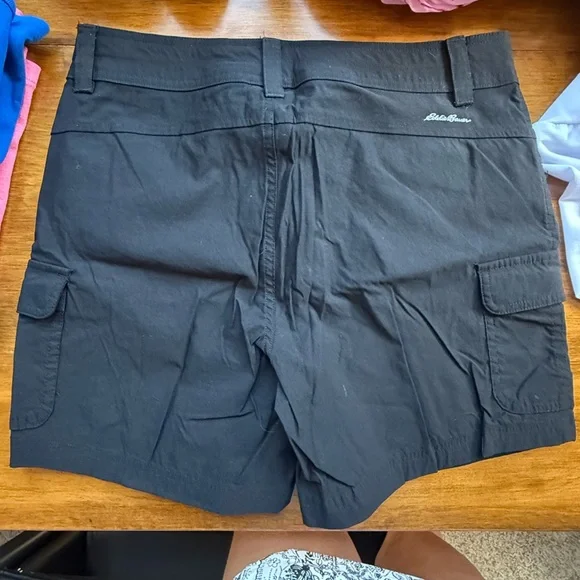 NWOT Eddie Bauer Black Cargo Shorts - Picture 3 of 4